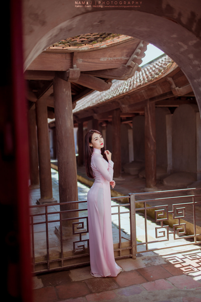 丧尸片《女丧尸入侵》